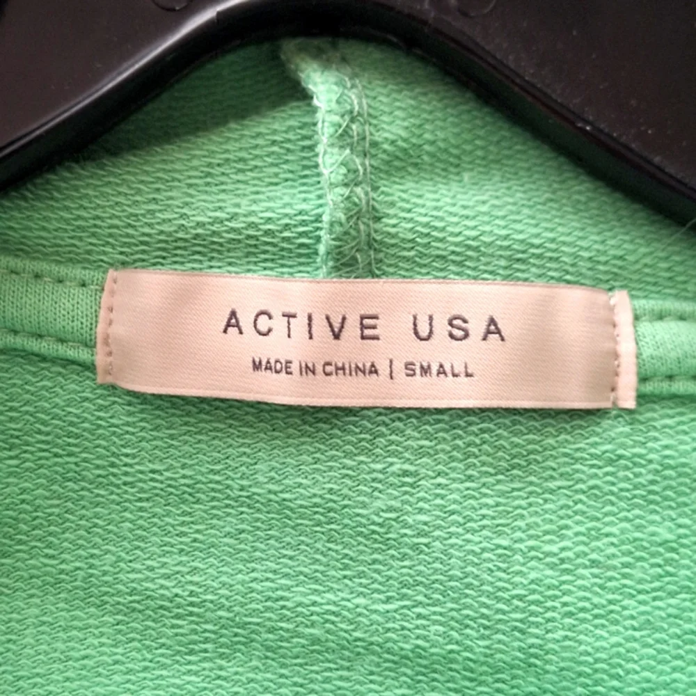 NWOT Active USA Hoodie Pullover Sweatshirt S - Picture 3 of 6